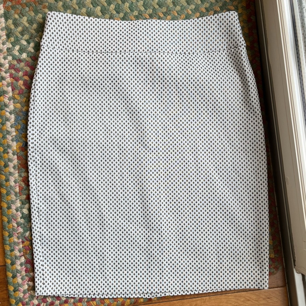 Formal skirt